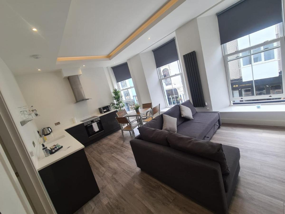 28 Harbour Lettings Luxury Apartments For Over 25S Plymouth Exterior foto